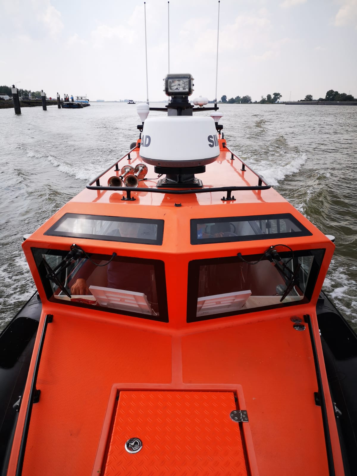 RIB_Rental_Bareboatcharter_BlueSpirit_Cabin_ RIB_Safetyboat_Overheid